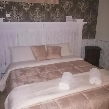 Eneahouse Pensionat 3*