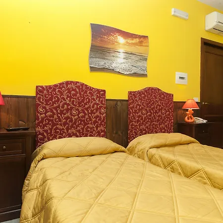 Eneahouse Pensionat 3*