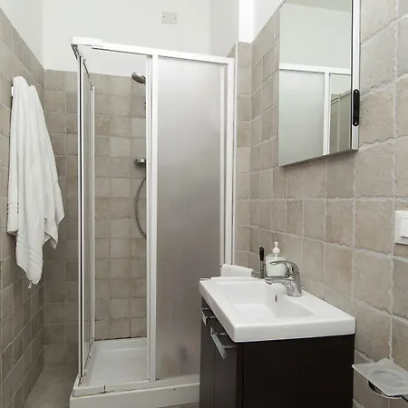 Eneahouse 3* Fiumicino