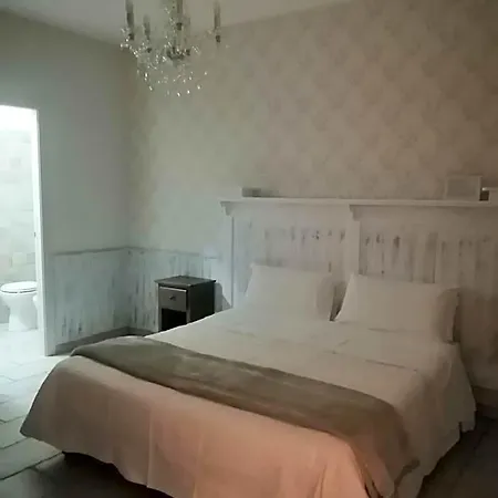 Πανσιόν Eneahouse