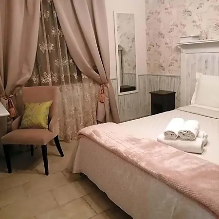 Πανσιόν Eneahouse