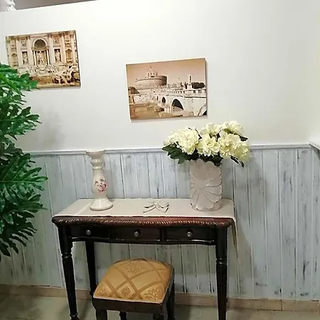 Πανσιόν Eneahouse 3*